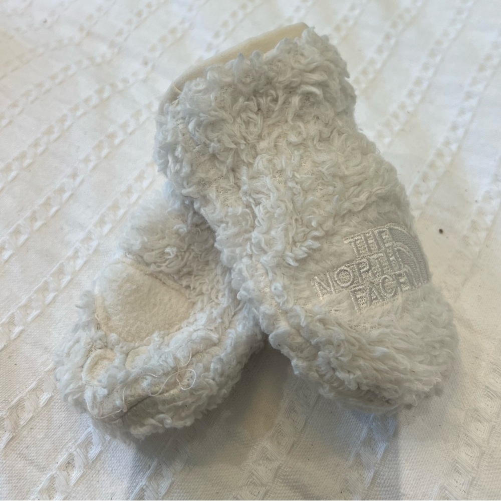 The North Face Cozy White Baby Booties